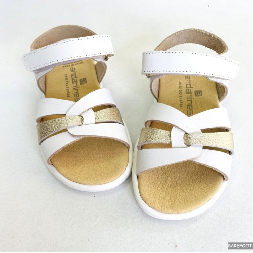 Andanines Sandalias barefoot piel blanca con tira dorada Andanines Sandalias barefoot piel blanca con tira dorada